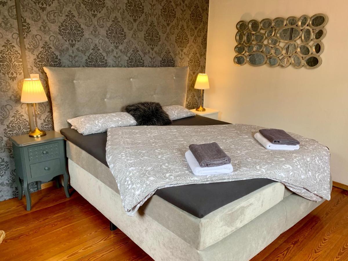 Boutique Apartment Villa Landenberger Outlet Metzingen P12E Exteriör bild